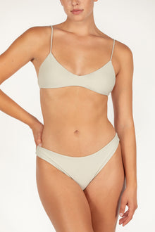 Noam Bottom | Oyster