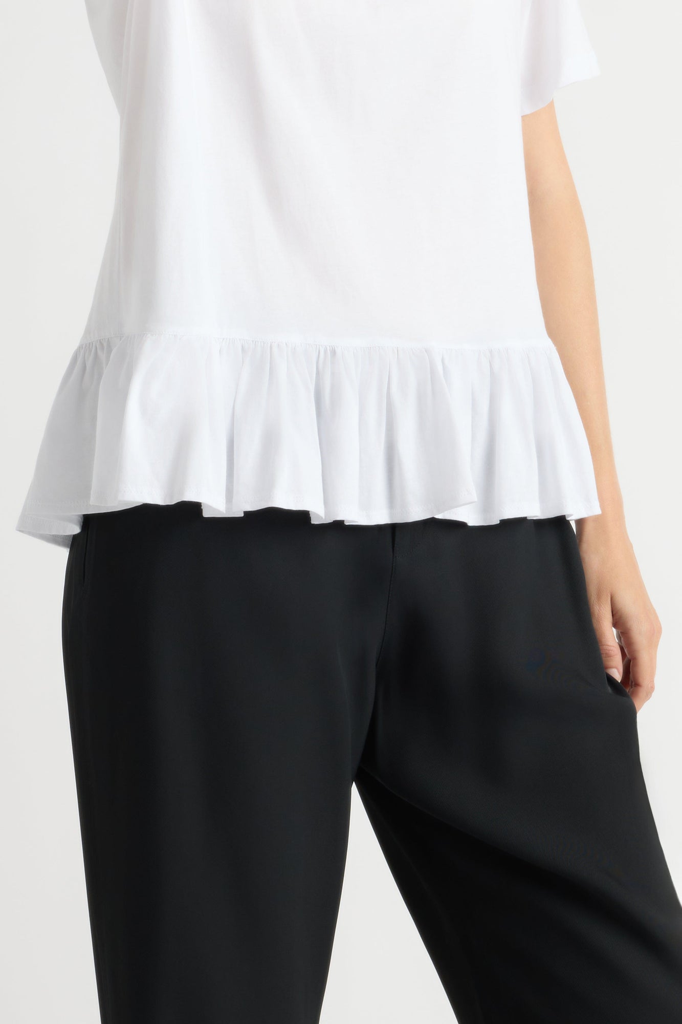 Mali | Leonie Organic Cotton Ruffled Tunic Tee in Size Small