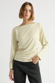 Mali | Letha Twisted-Hem Slit-Neck Tee in Size Small