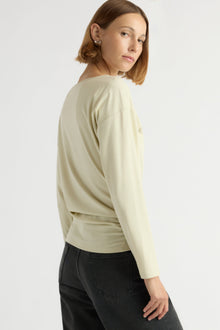 Mali | Letha Twisted-Hem Slit-Neck Tee in Size Small