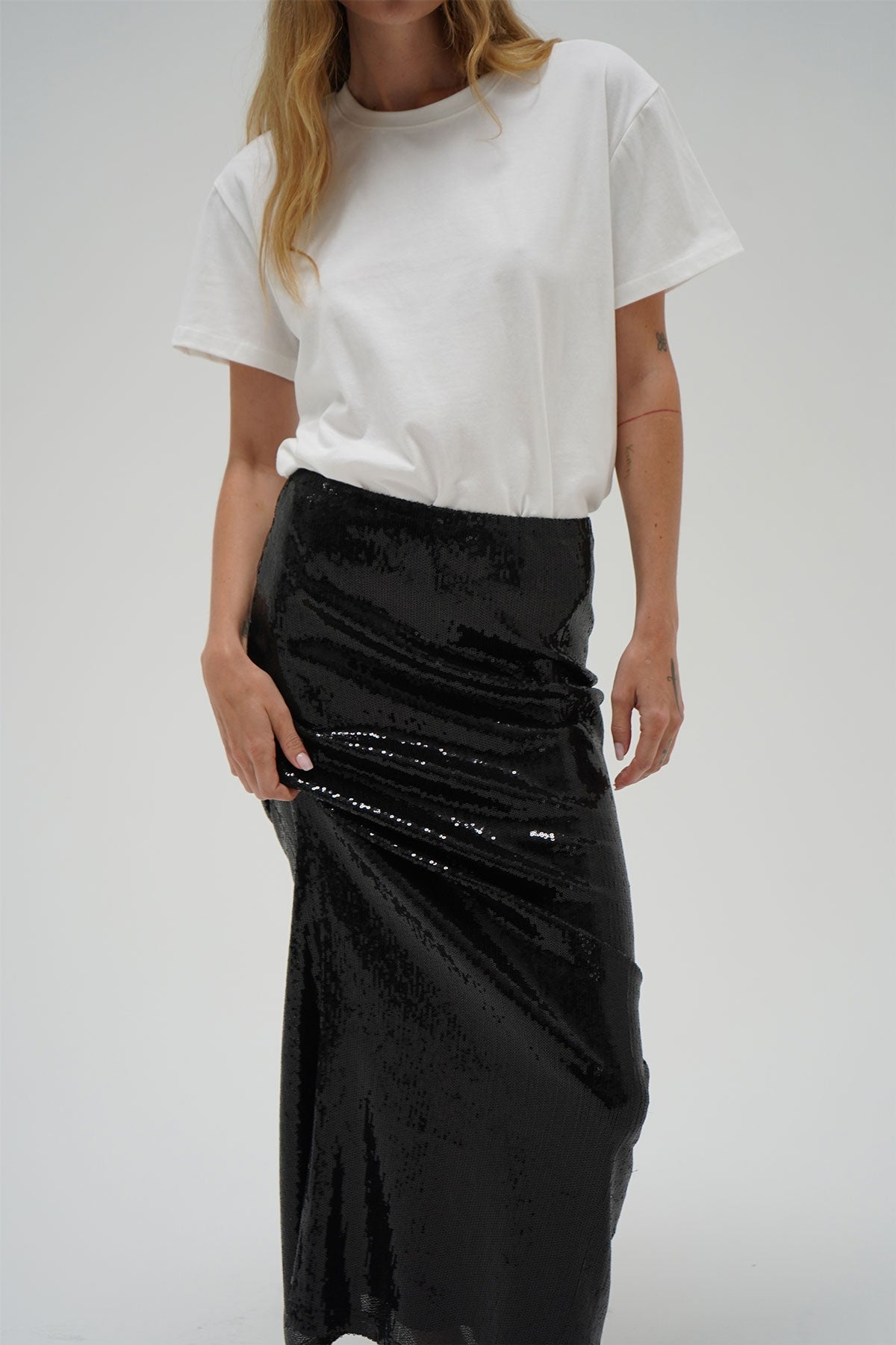 Women | Elettra Sequin Column Skirt | Black Sequin