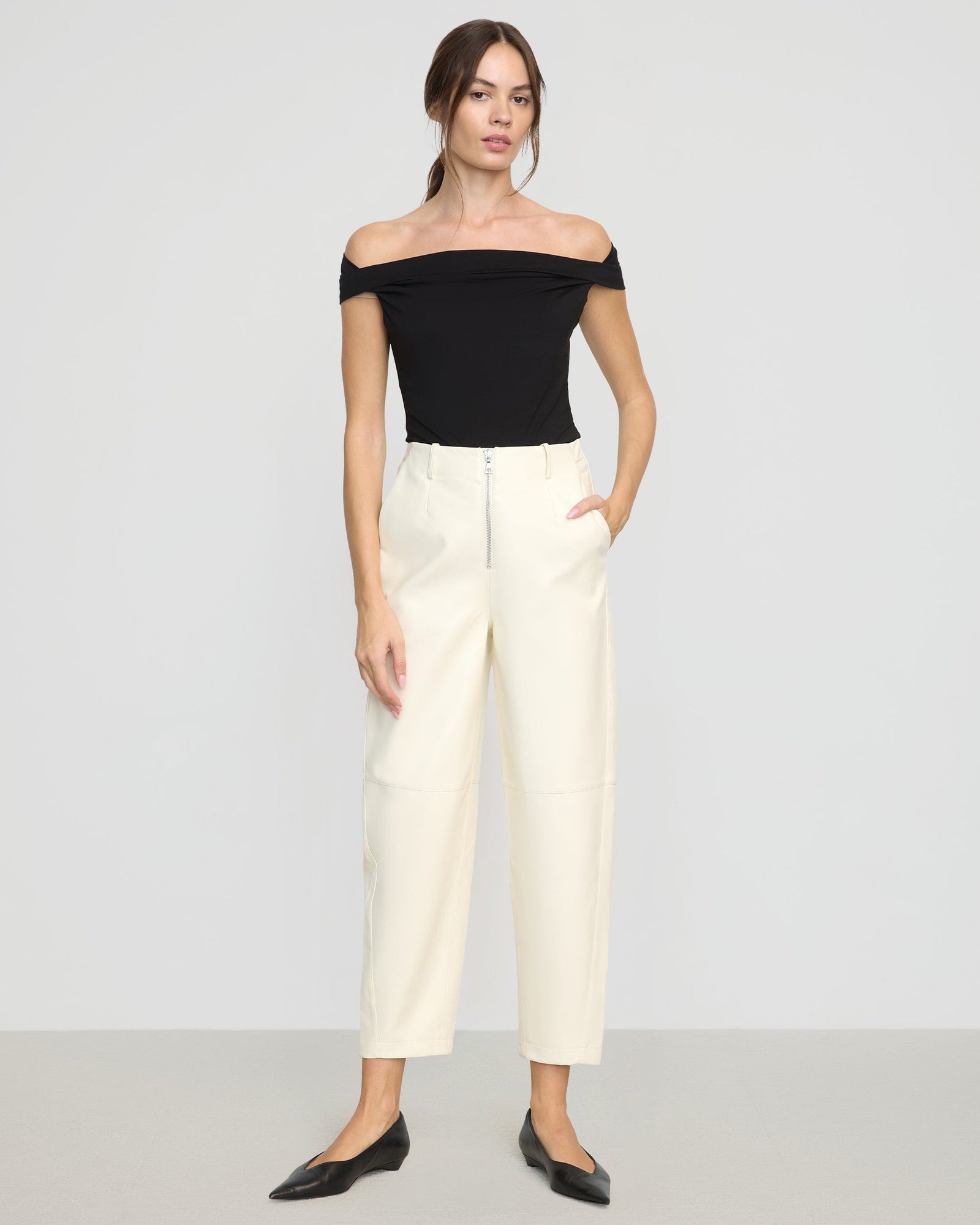 Beate | Mai Asymmetric Off-Shoulder Tee in Size Small