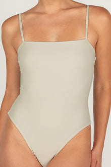 Malta One Piece | Oyster