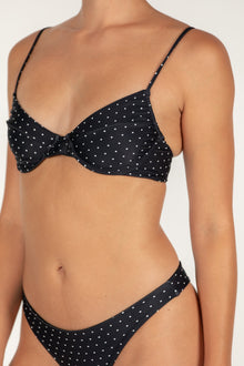 Nava Top | Noir Spot