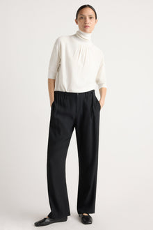 Charlotte | Nuri Tailored Stretch-Waist Pant in Size Small