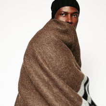 Aspen Cape | Chocolate/Black/Dark Grey