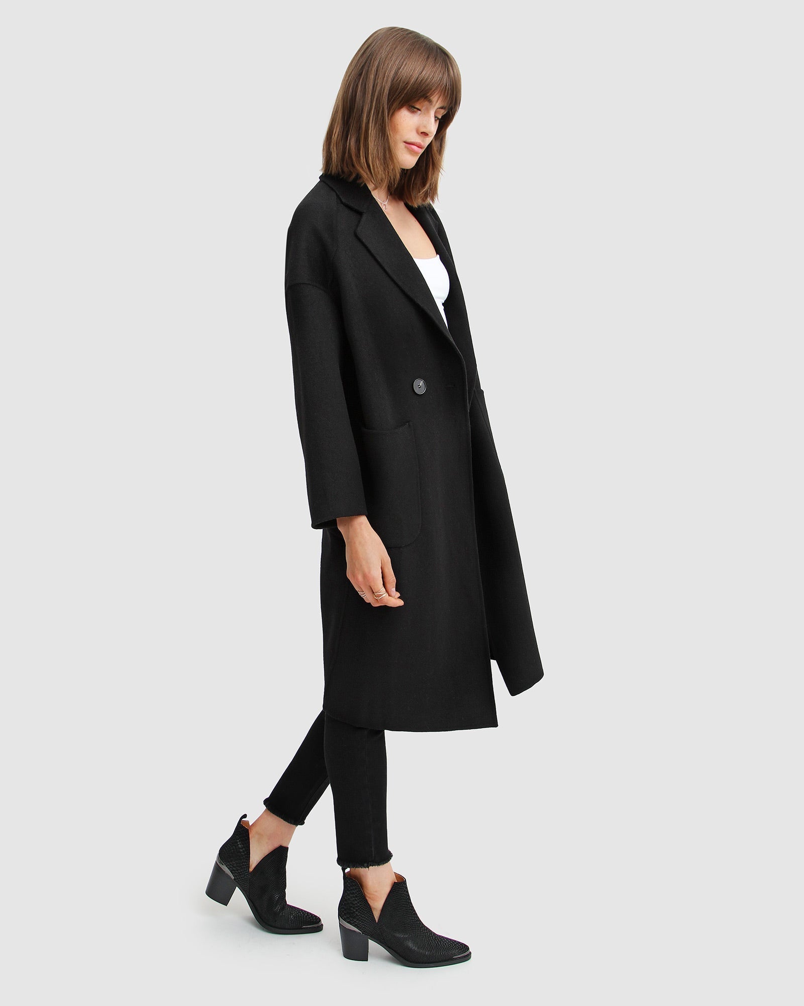Women | Publisher Double-Breasted Wool Blend Coat | Black