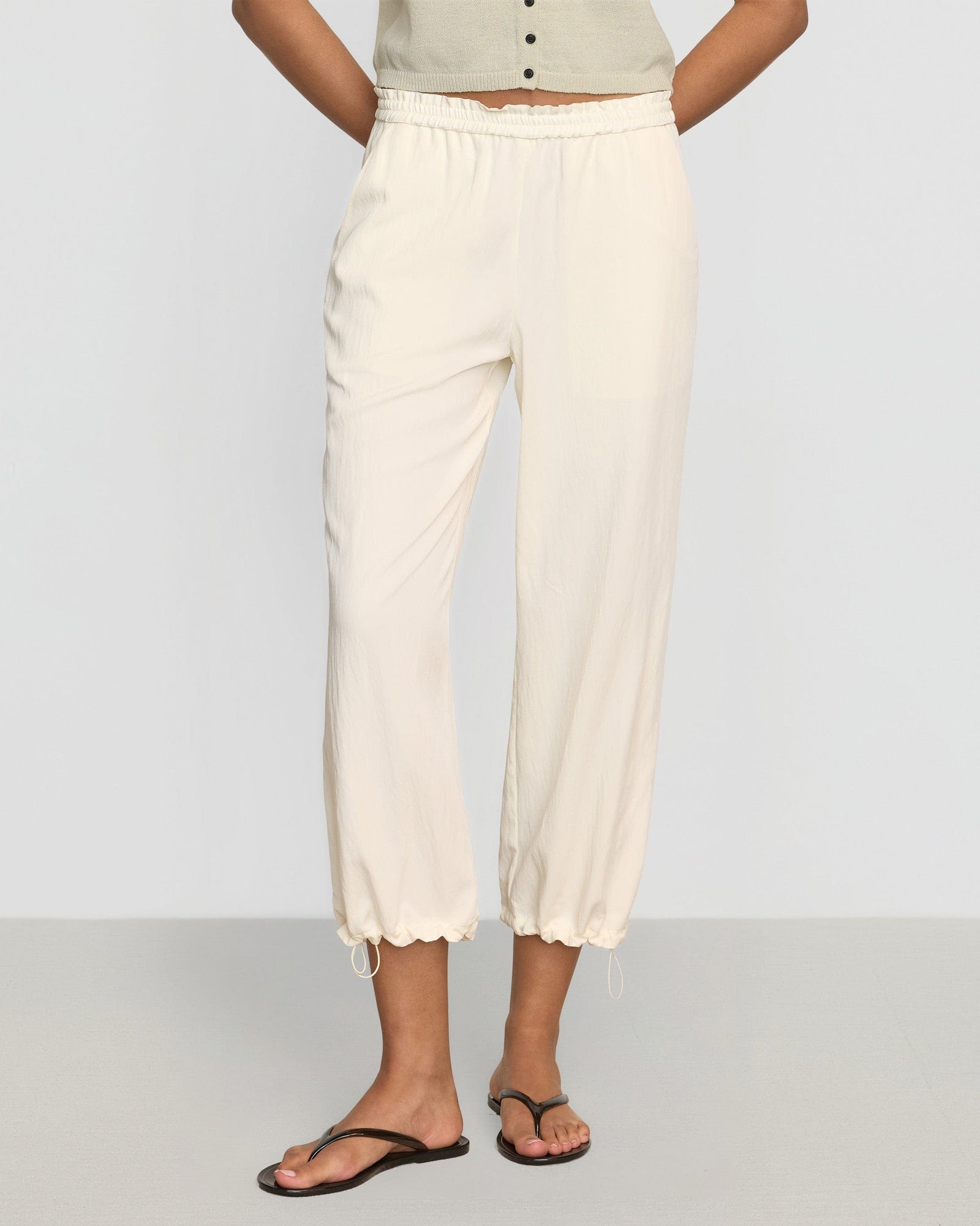 Vanessa | Rio Drawstring Stretch-Waist Pant in Size Small