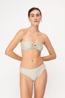 Ames Bottom | Oyster