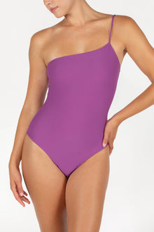 Toulon One Piece | Royal