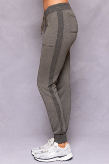 Women | Striated Racing Stripe Fitted Jogger | Olive