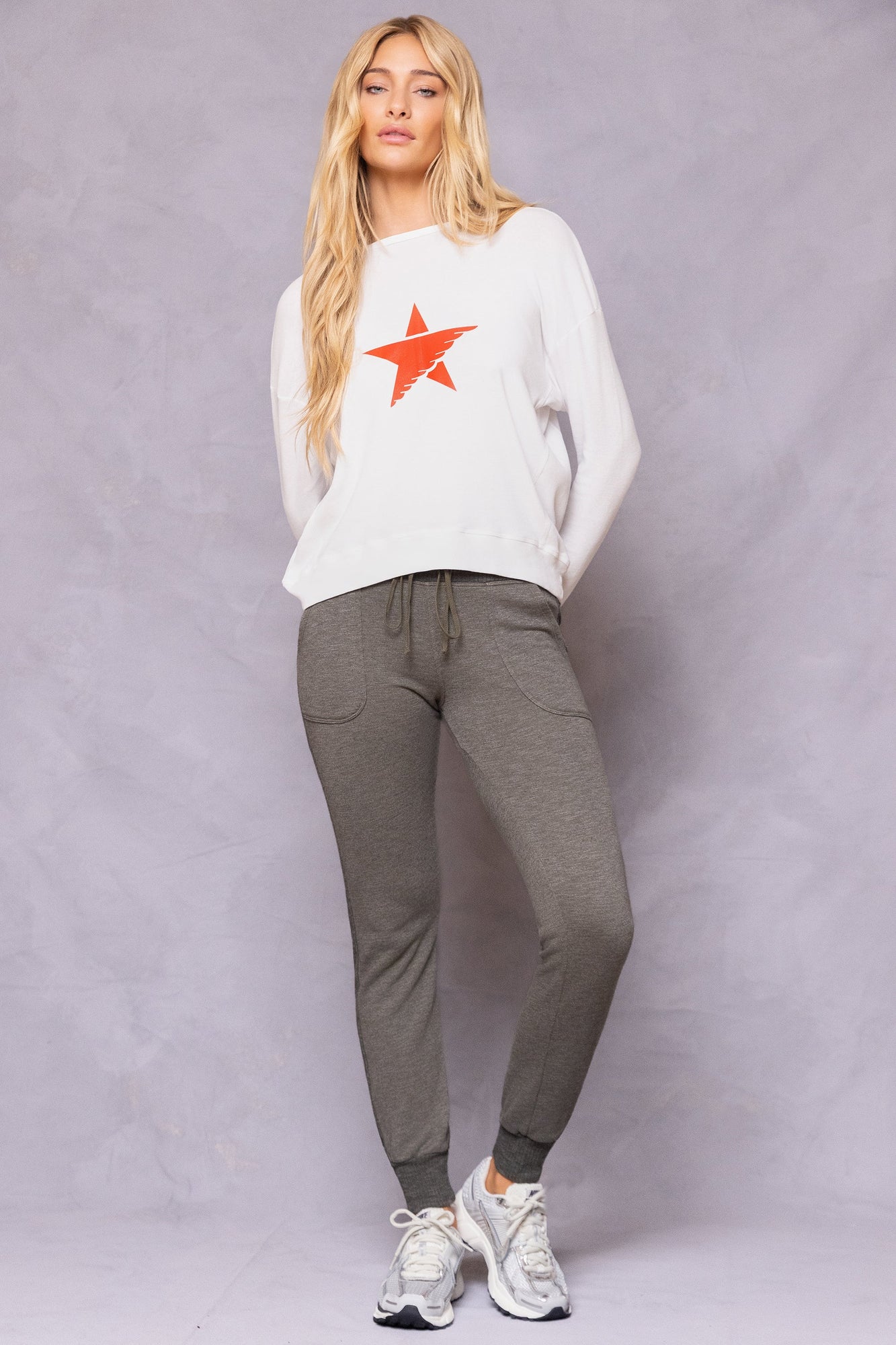 Women | Striated Racing Stripe Fitted Jogger | Olive
