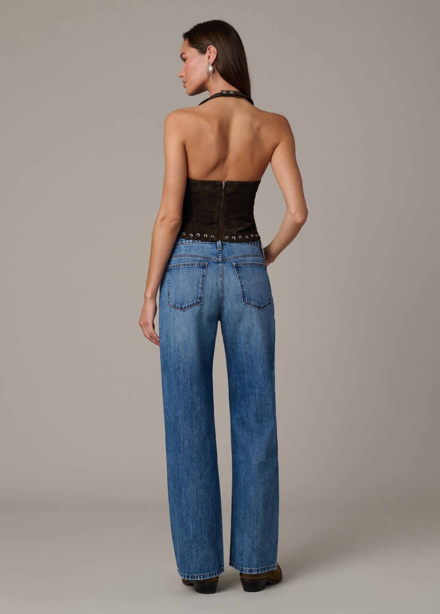 VINTAGE LIGHT WASH