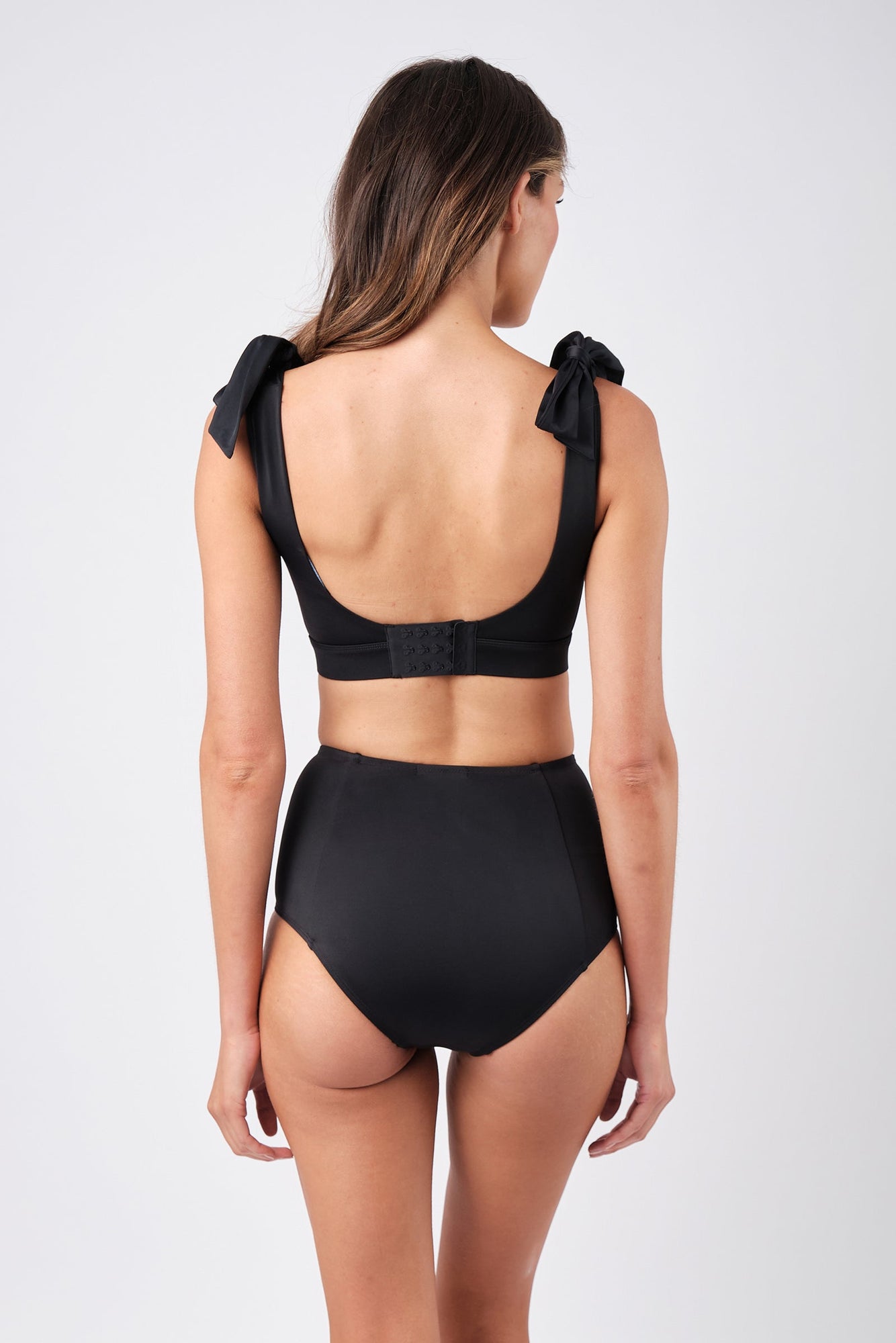 UNE PIECE-Classic Square Neck Bikini Bralette BLACK