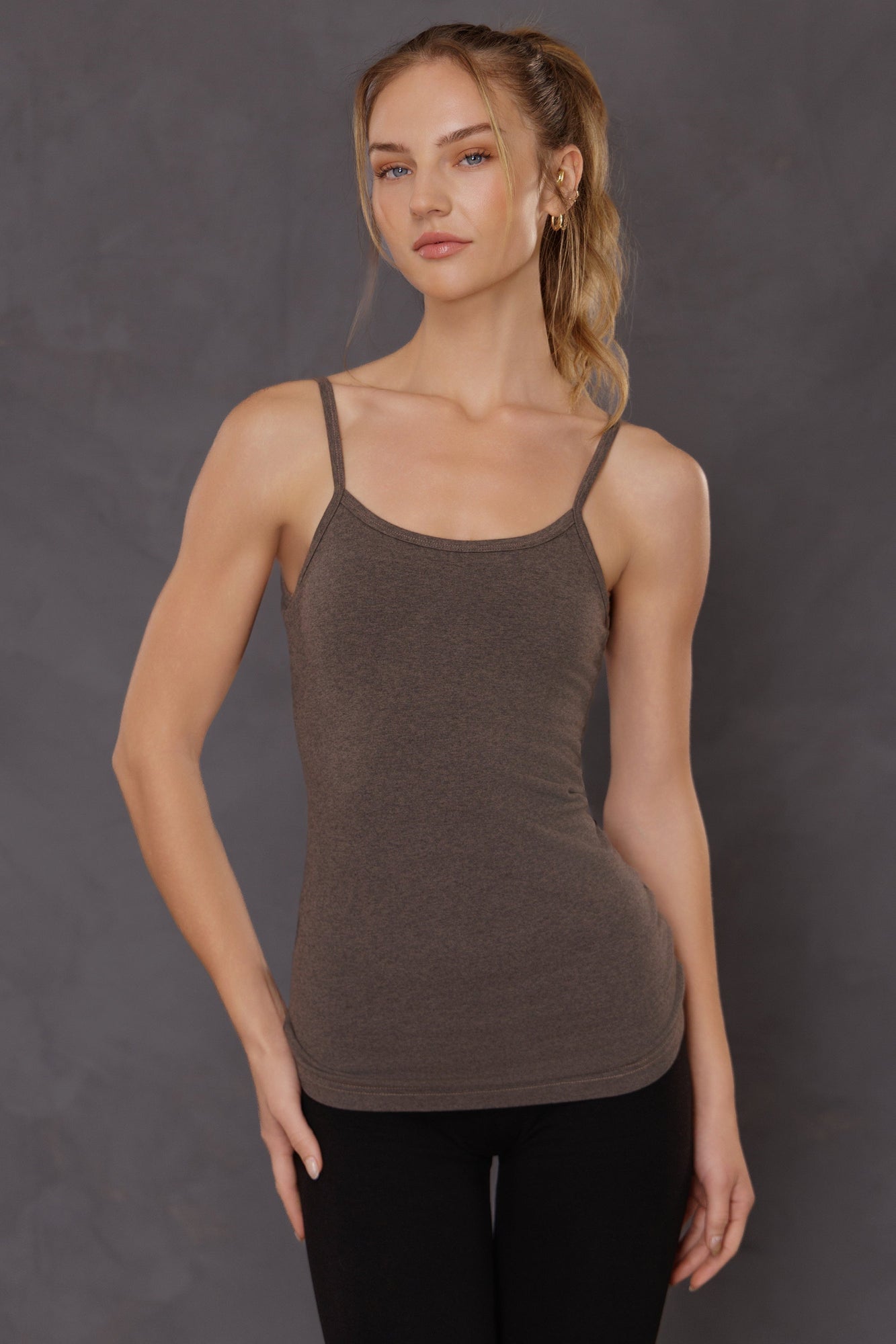 Women | Scoop Back Tank With Bra | Charcoal/Woodsmoke