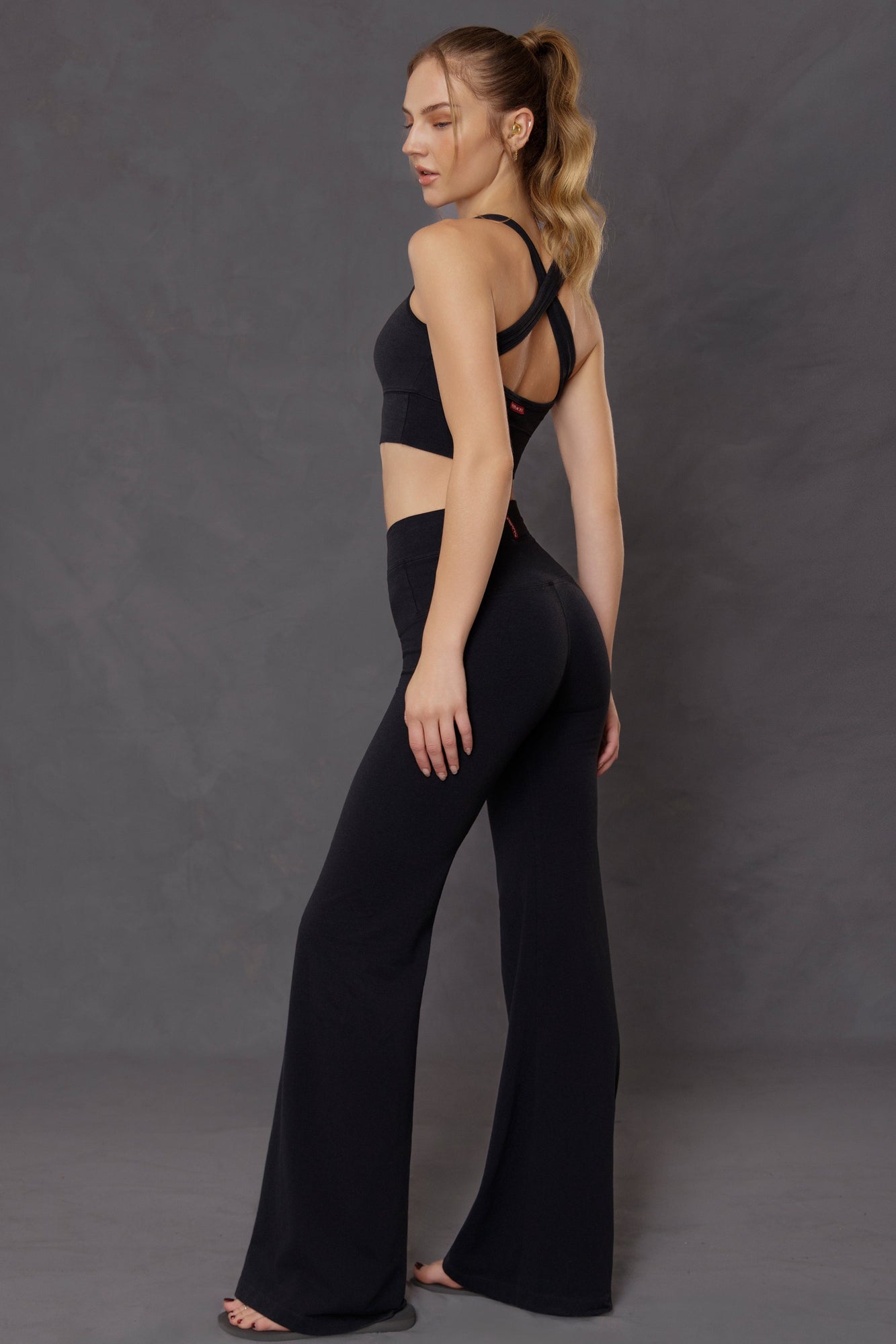 Women | High Rise Wide Flare Pant | Charcoal/Jet