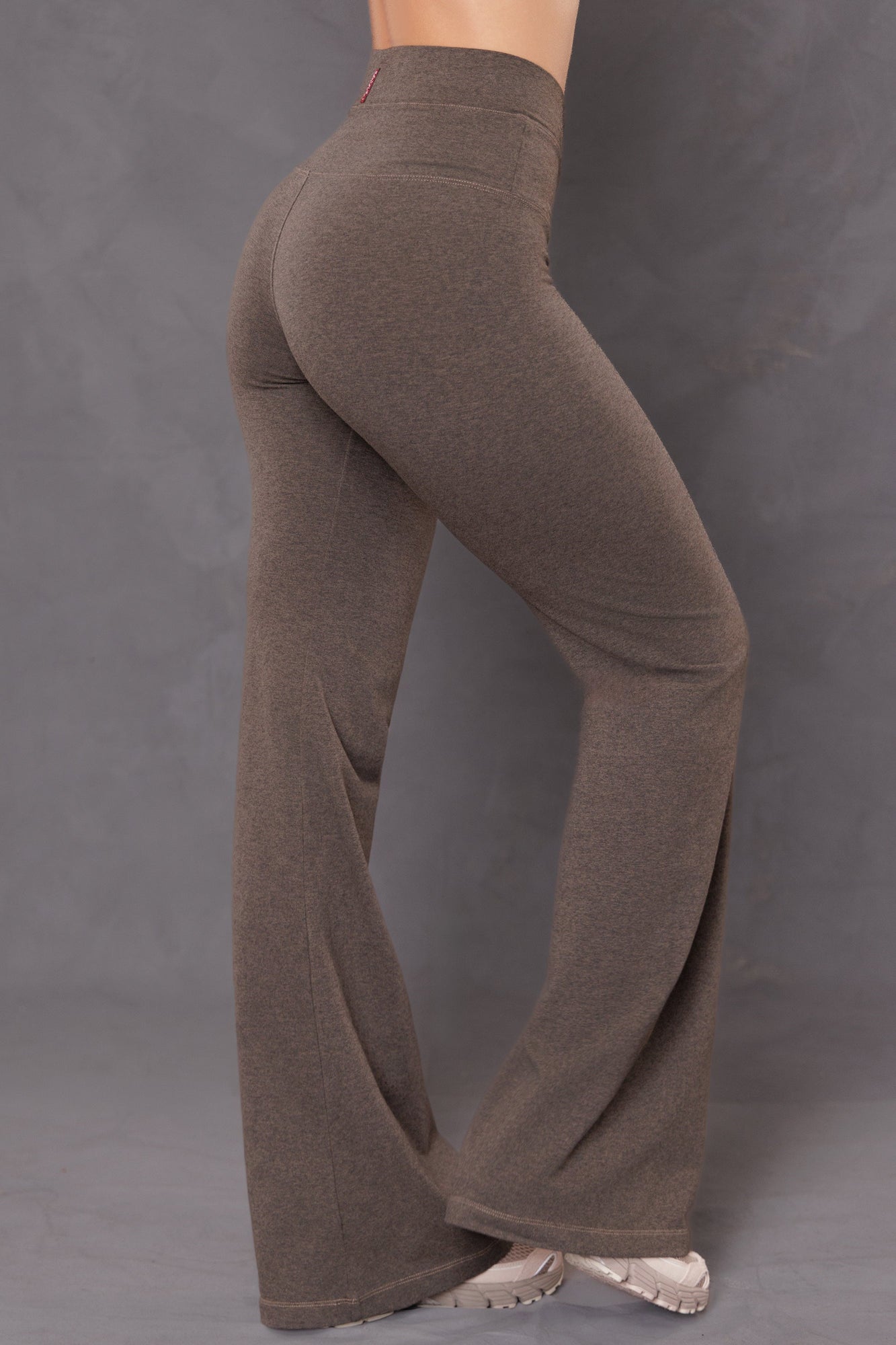 Women | High Rise Wide Flare Pant | Charcoal/Woodsmoke