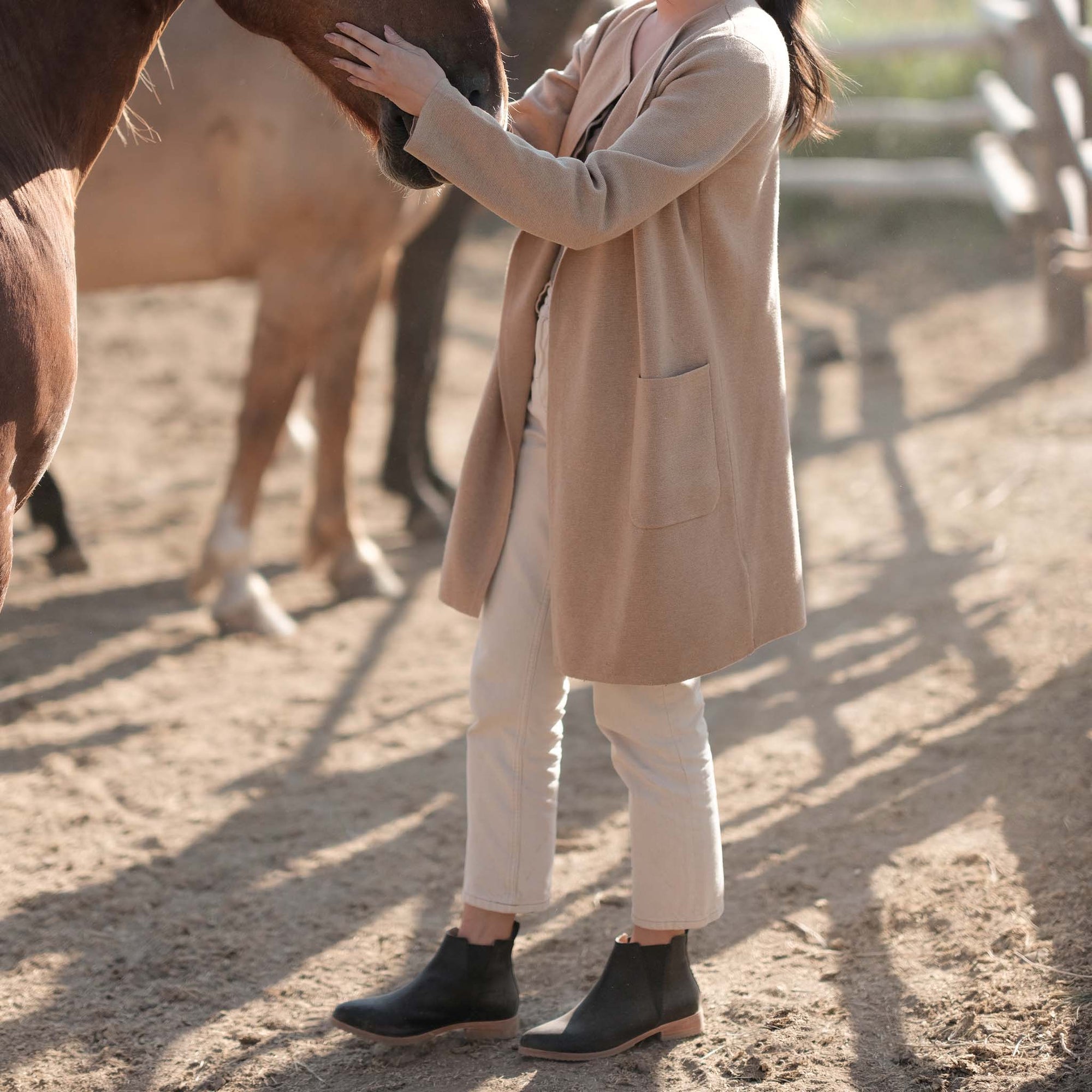Image 2 of the Everyday Chelsea Boot Black on model