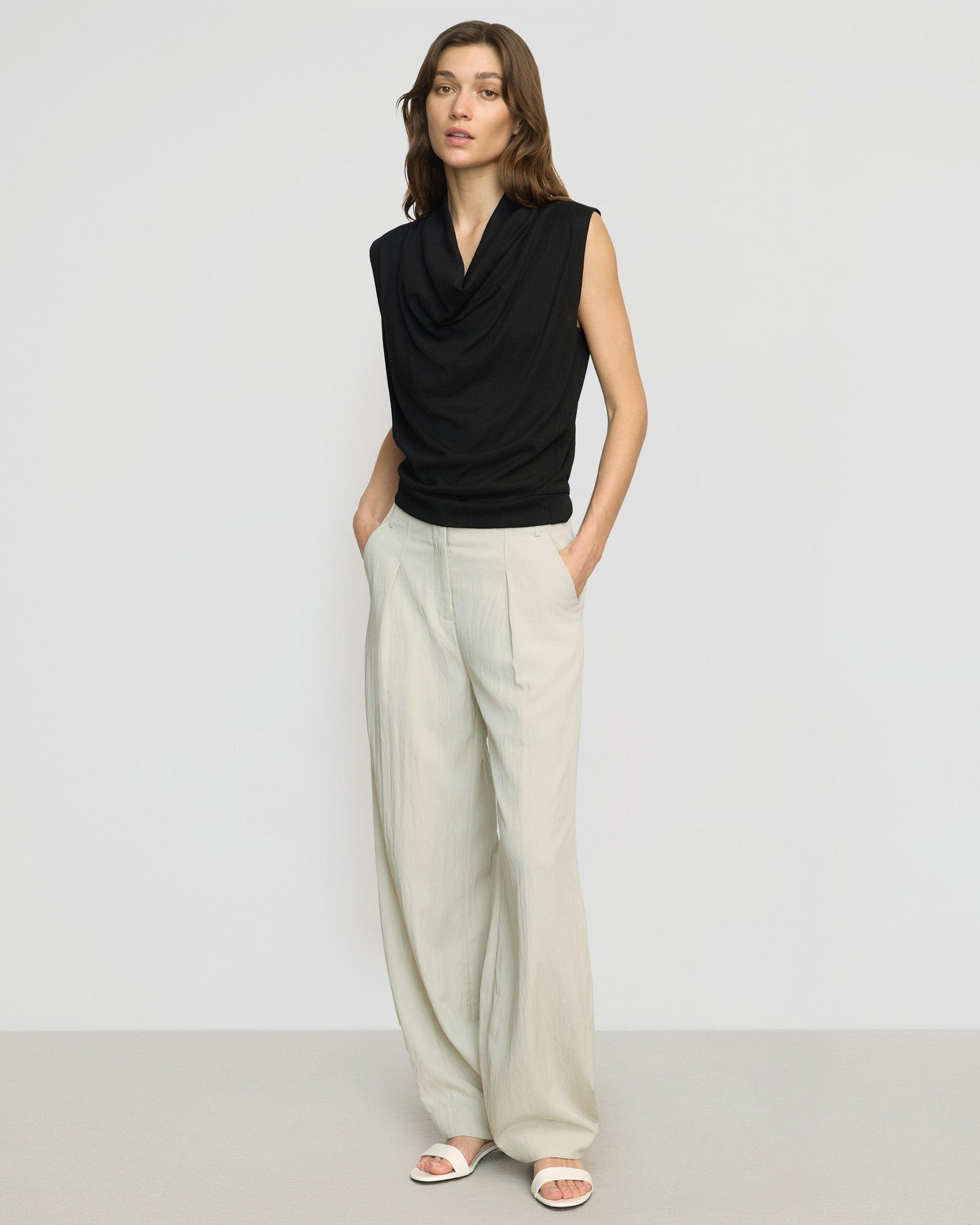 Renee | Yan Wide Barrel-Leg Pant in Size Small