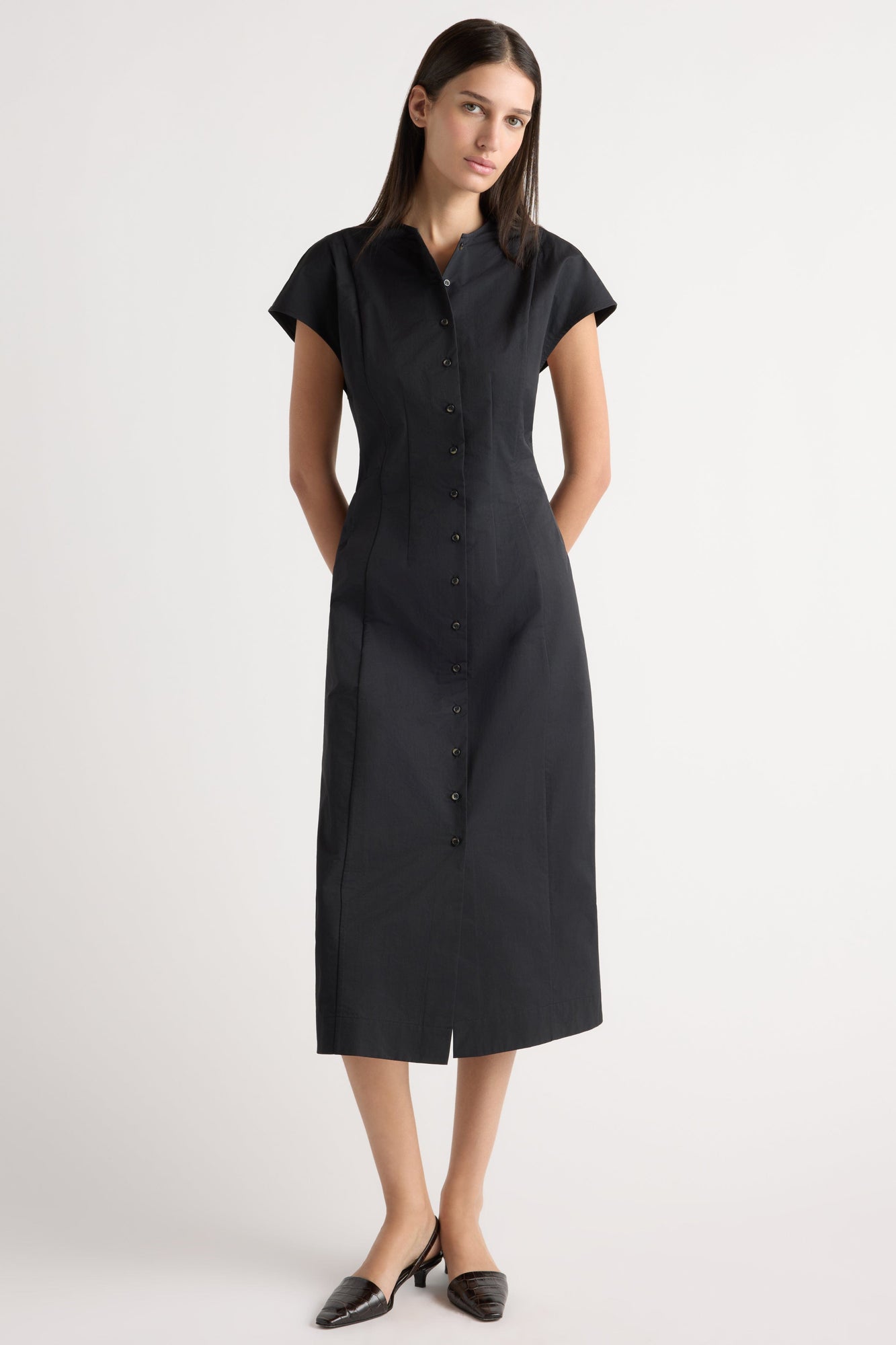 Karolina | Zarine Sculpted Button Dress in Size Extra Small