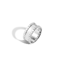 Infinity Cigar Band | 14K White Gold Vermeil